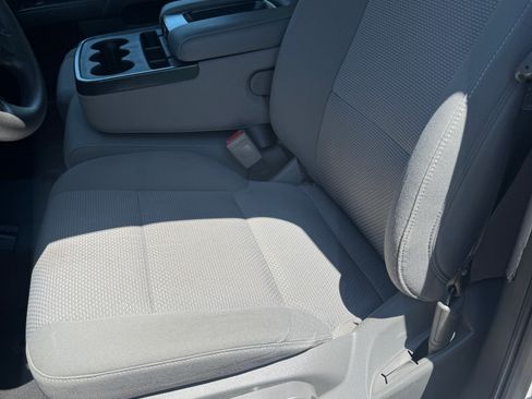 Used 2018 Chevrolet Silverado 1500 W/T w/ Trailering Package image 22