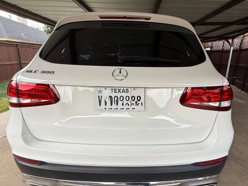 Used 2018 Mercedes-Benz GLC 300 image 8
