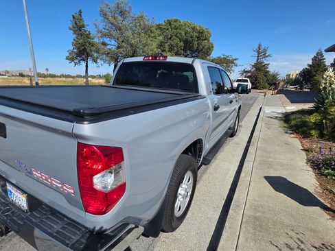 Used 2020 Toyota Tundra SR5 image 2