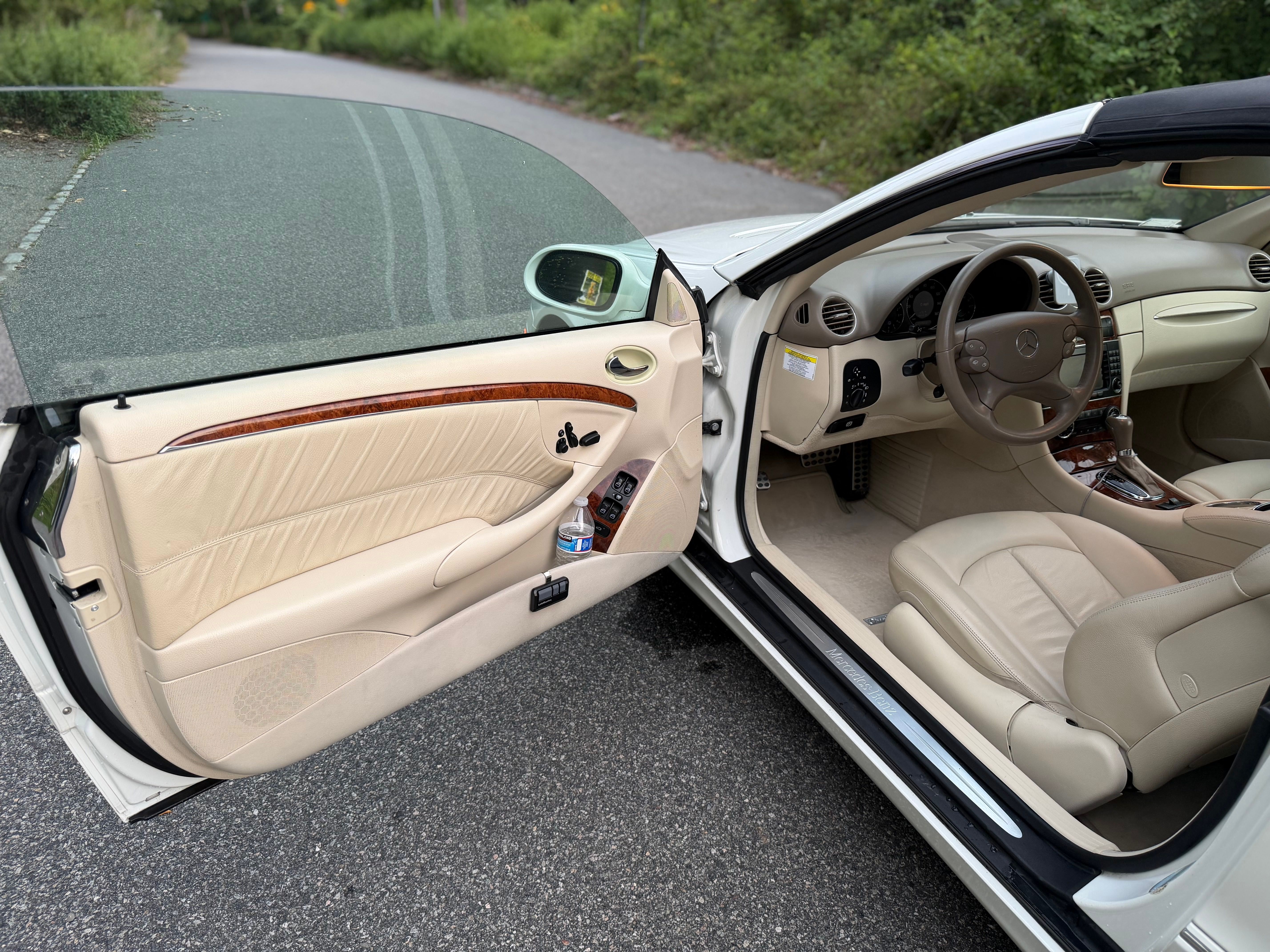 Used 2007 Mercedes-Benz CLK 350 Cabriolet image 20