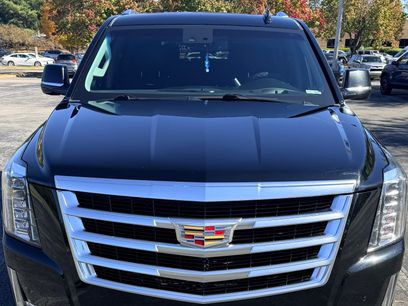 Used 2015 Cadillac Escalade Luxury