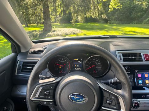 Used 2018 Subaru Legacy 2.5i w/ Popular Package #1 AWD/4WD image 11