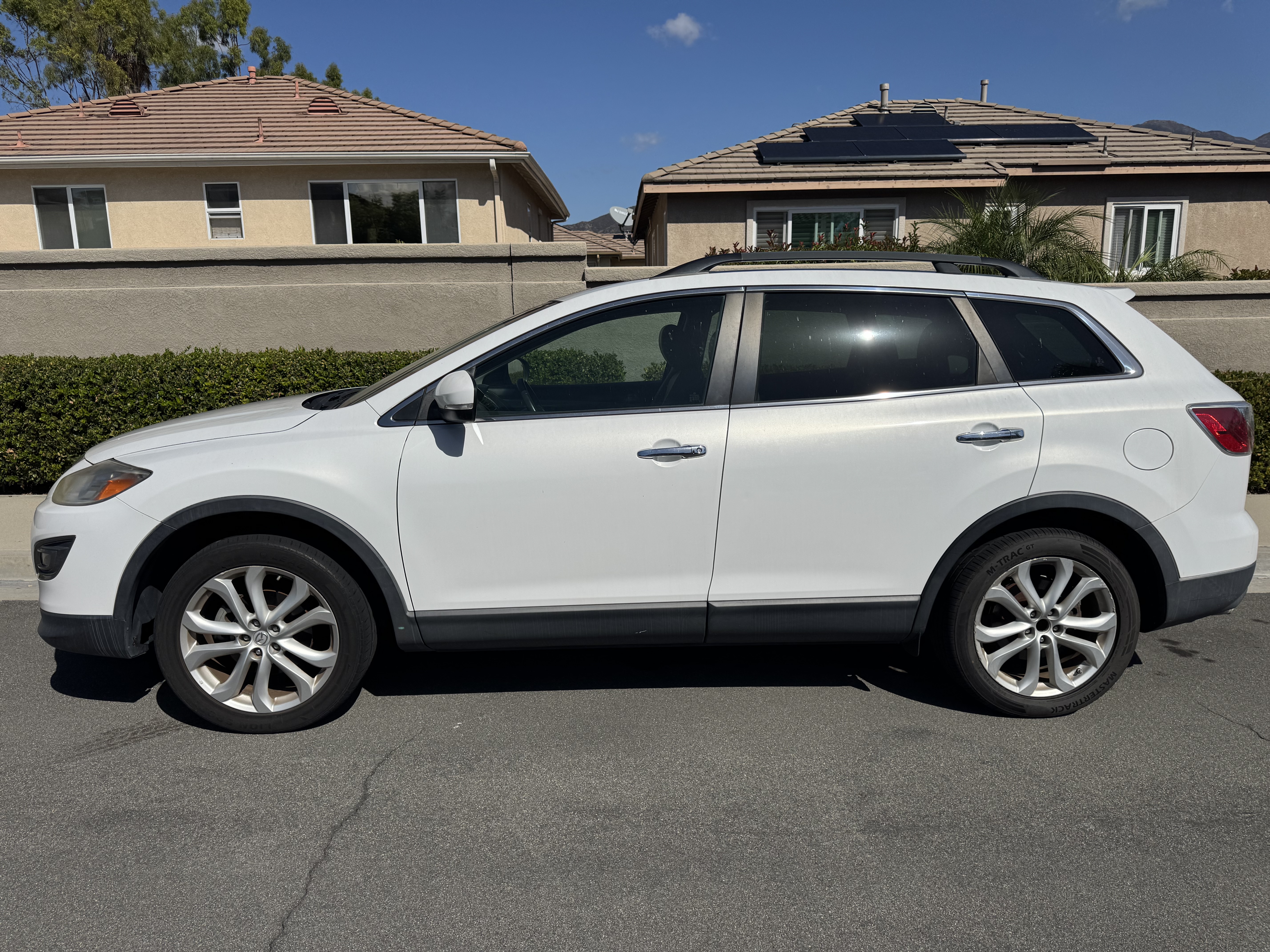 Used 2012 MAZDA CX-9 Grand Touring w/ Moonroof & Bose Audio Pkg FWD image 1