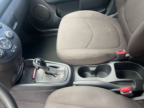 Used 2012 Kia Soul image 8