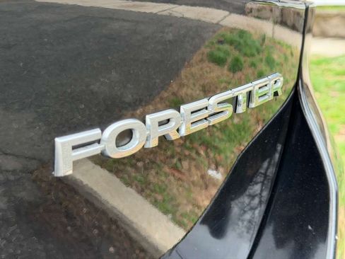 Used 2020 Subaru Forester Limited image 22