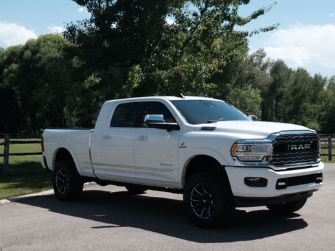 Used 2020 RAM 2500 Limited AWD/4WD image 5