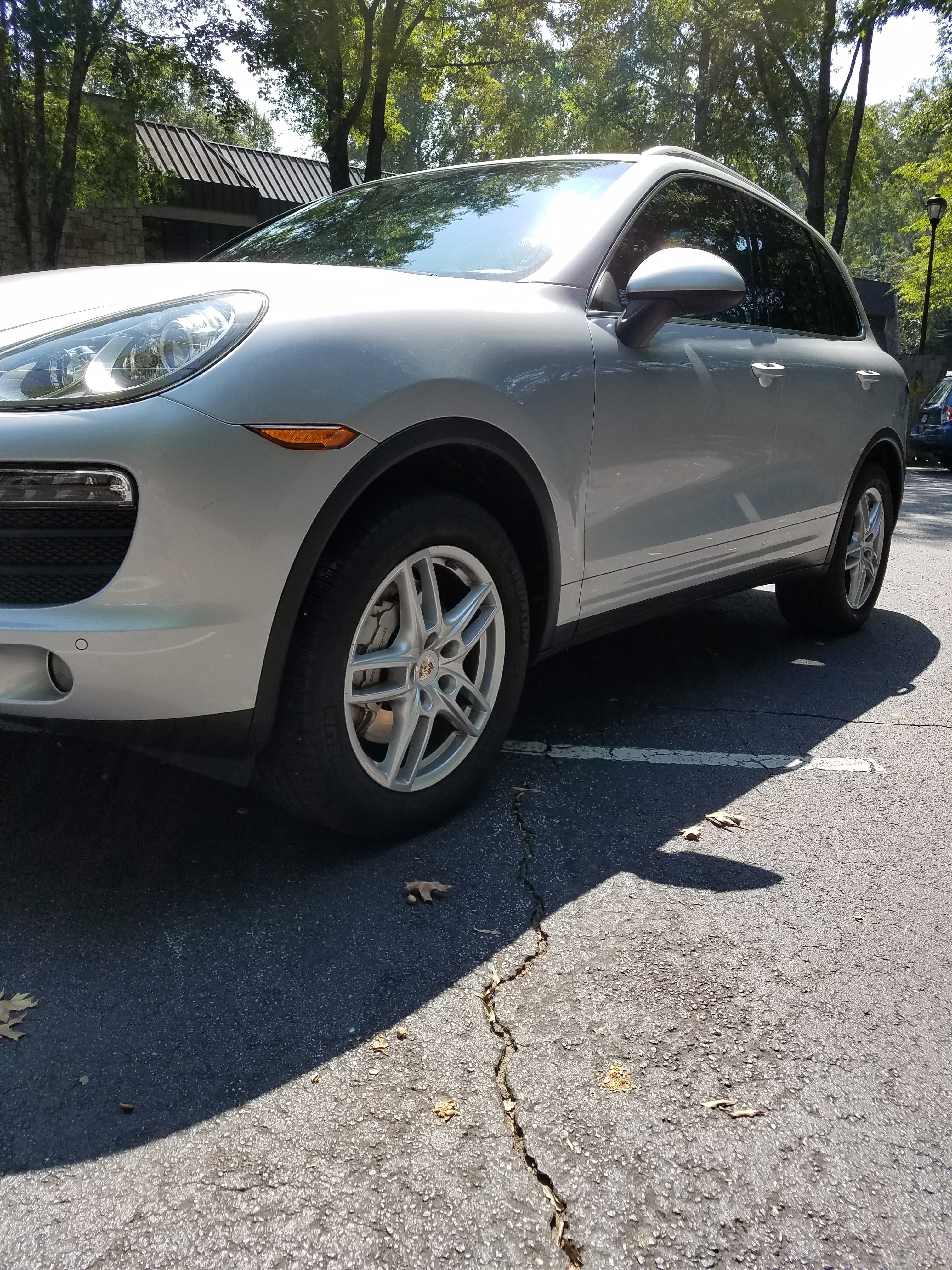 Used 2011 Porsche Cayenne S AWD/4WD image 24