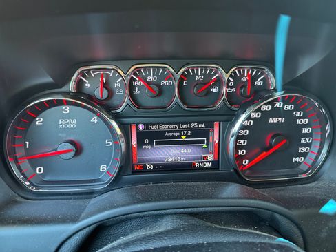 Used 2016 GMC Yukon SLT image 17