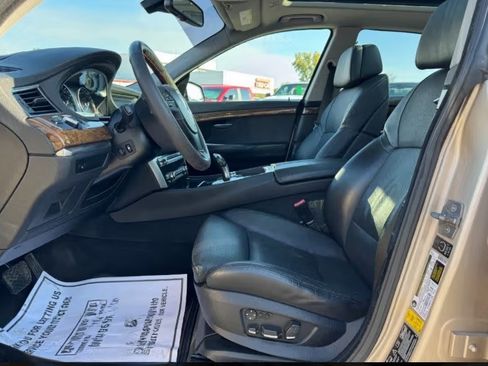 Used 2011 BMW 550i Gran Turismo xDrive image 13