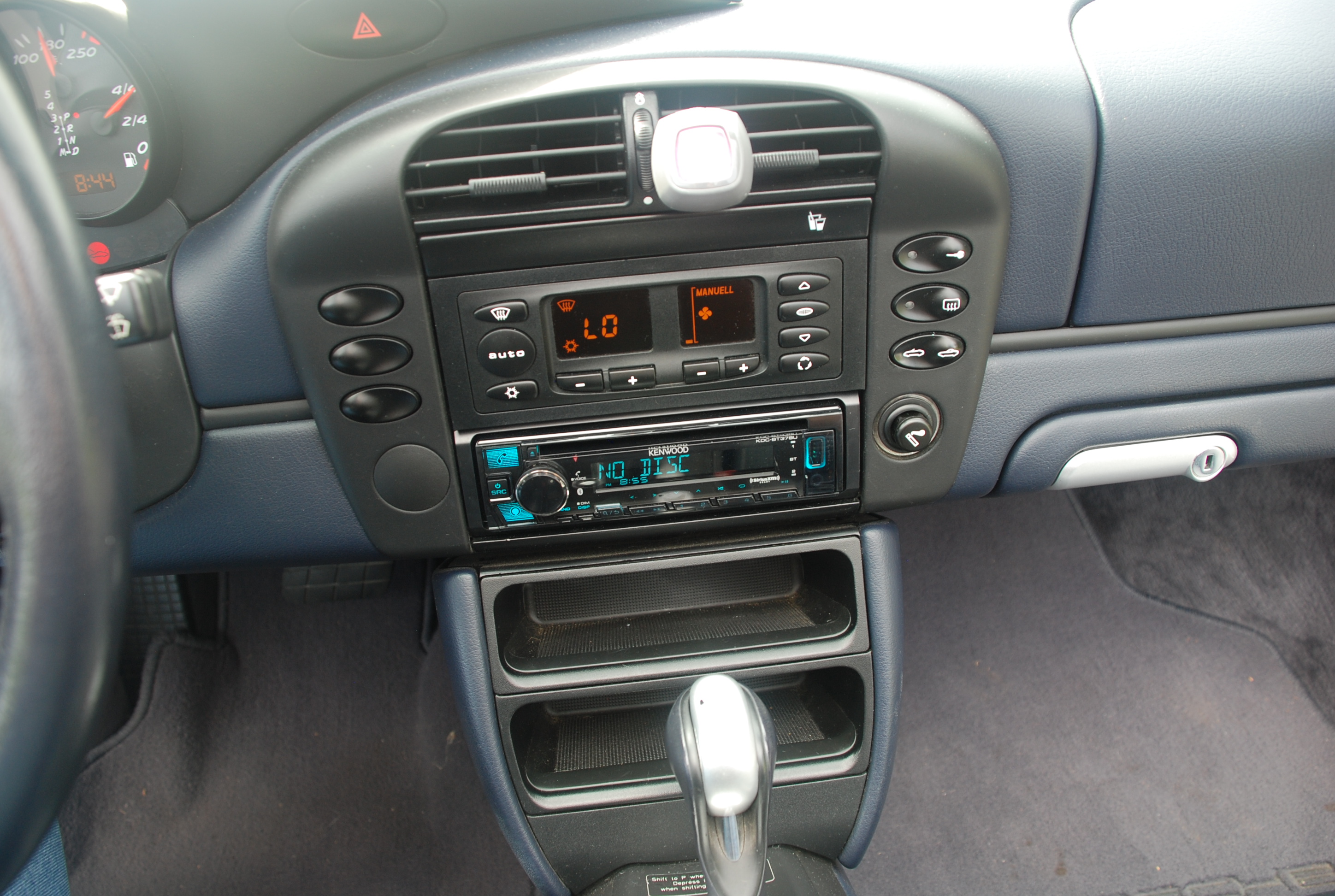 Used 2004 Porsche Boxster RWD image 15