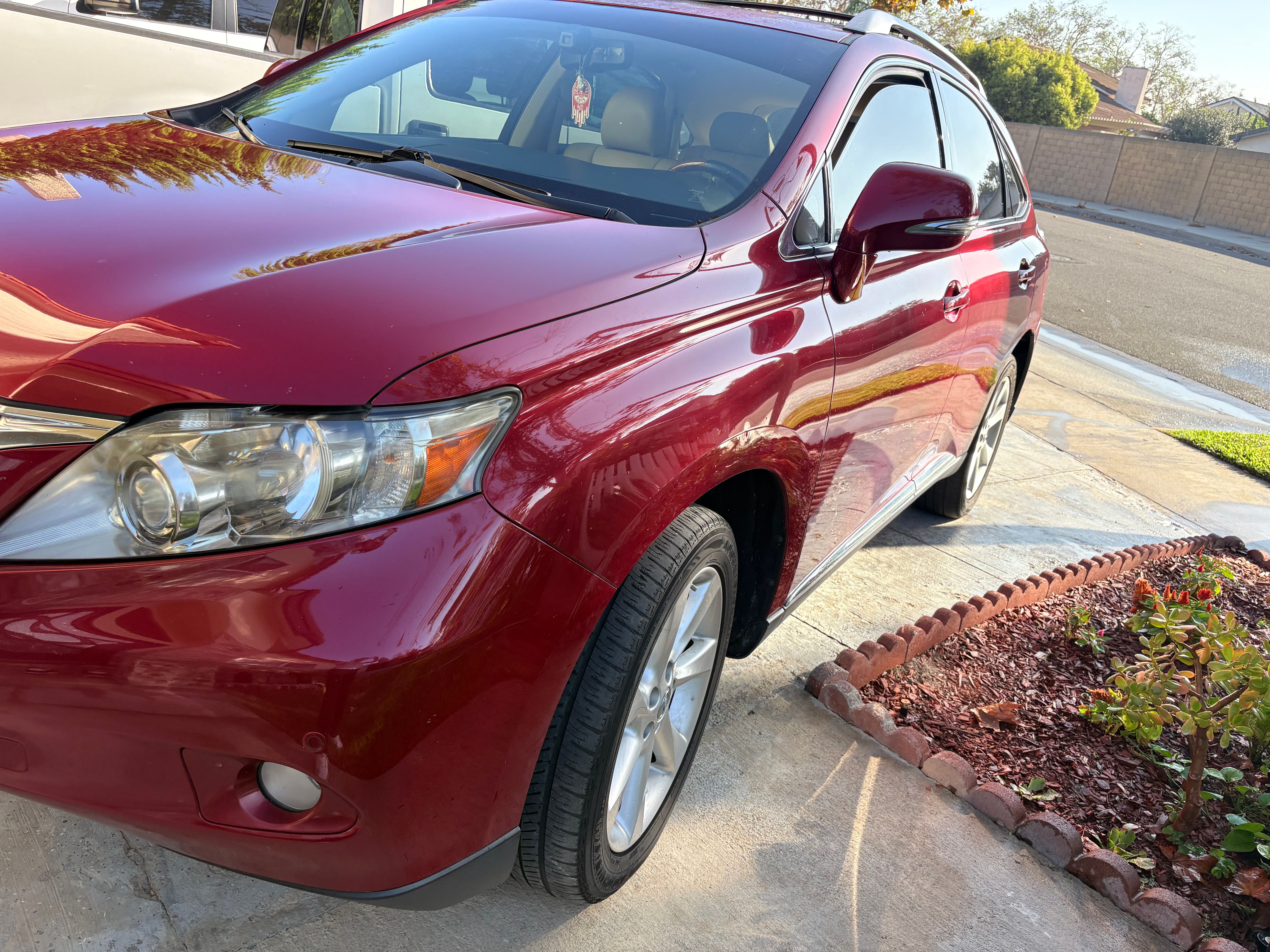 Used 2011 Lexus RX 350 AWD w/ Premium Pkg image 1