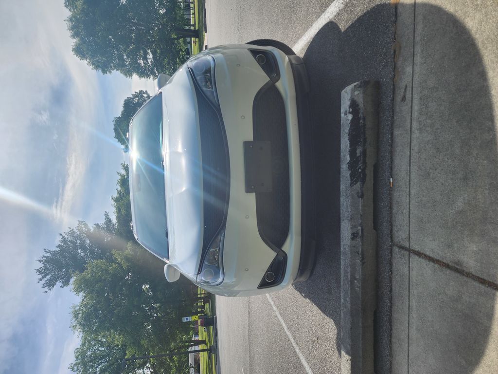 Used 2020 Chrysler Pacifica Touring-L Plus FWD image 4
