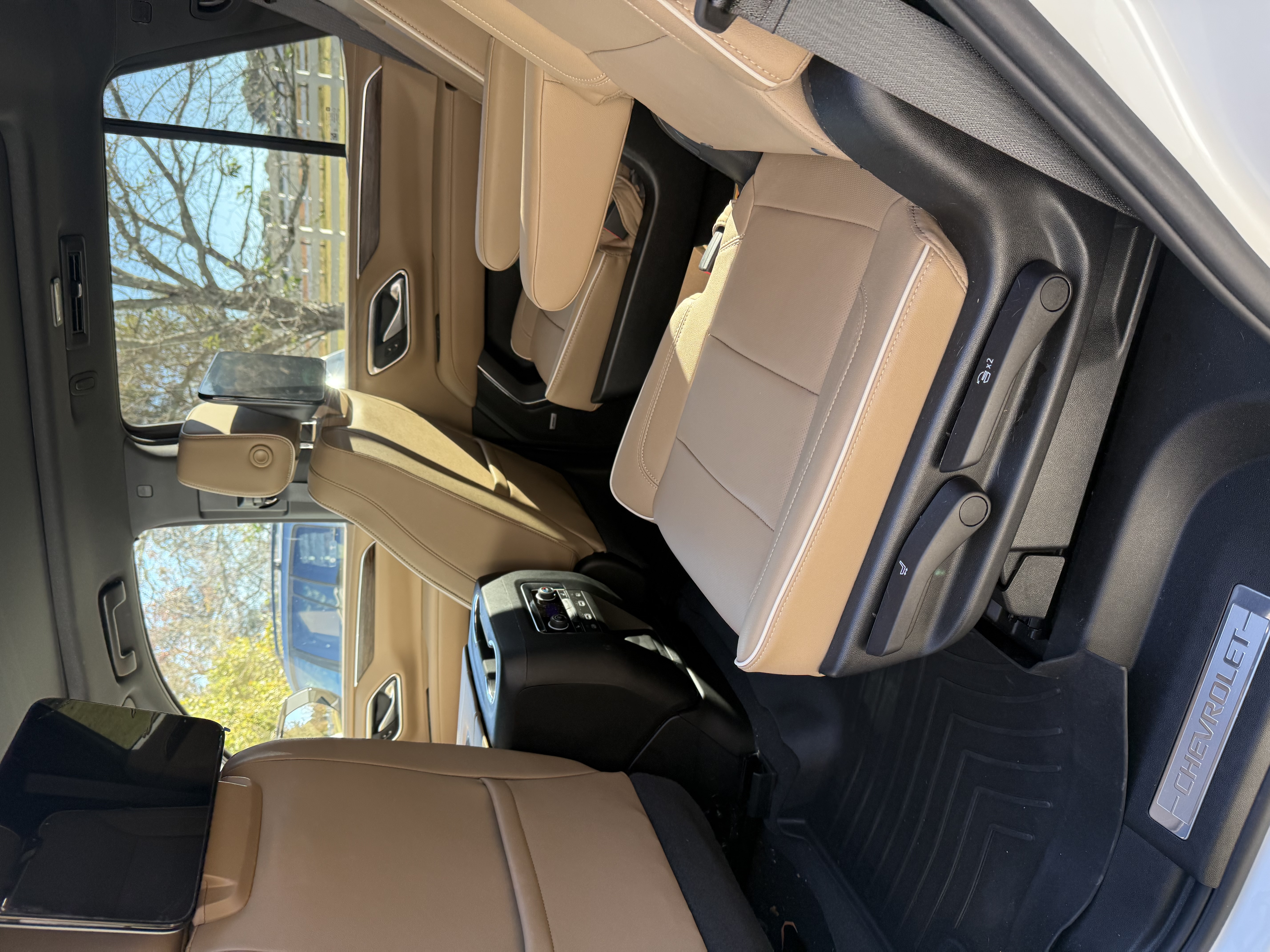 Used 2023 Chevrolet Tahoe Premier w/ Advanced Technology Package image 10