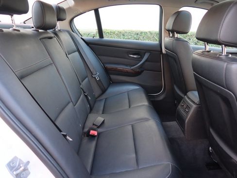 Used 2011 BMW 328i Sedan image 18