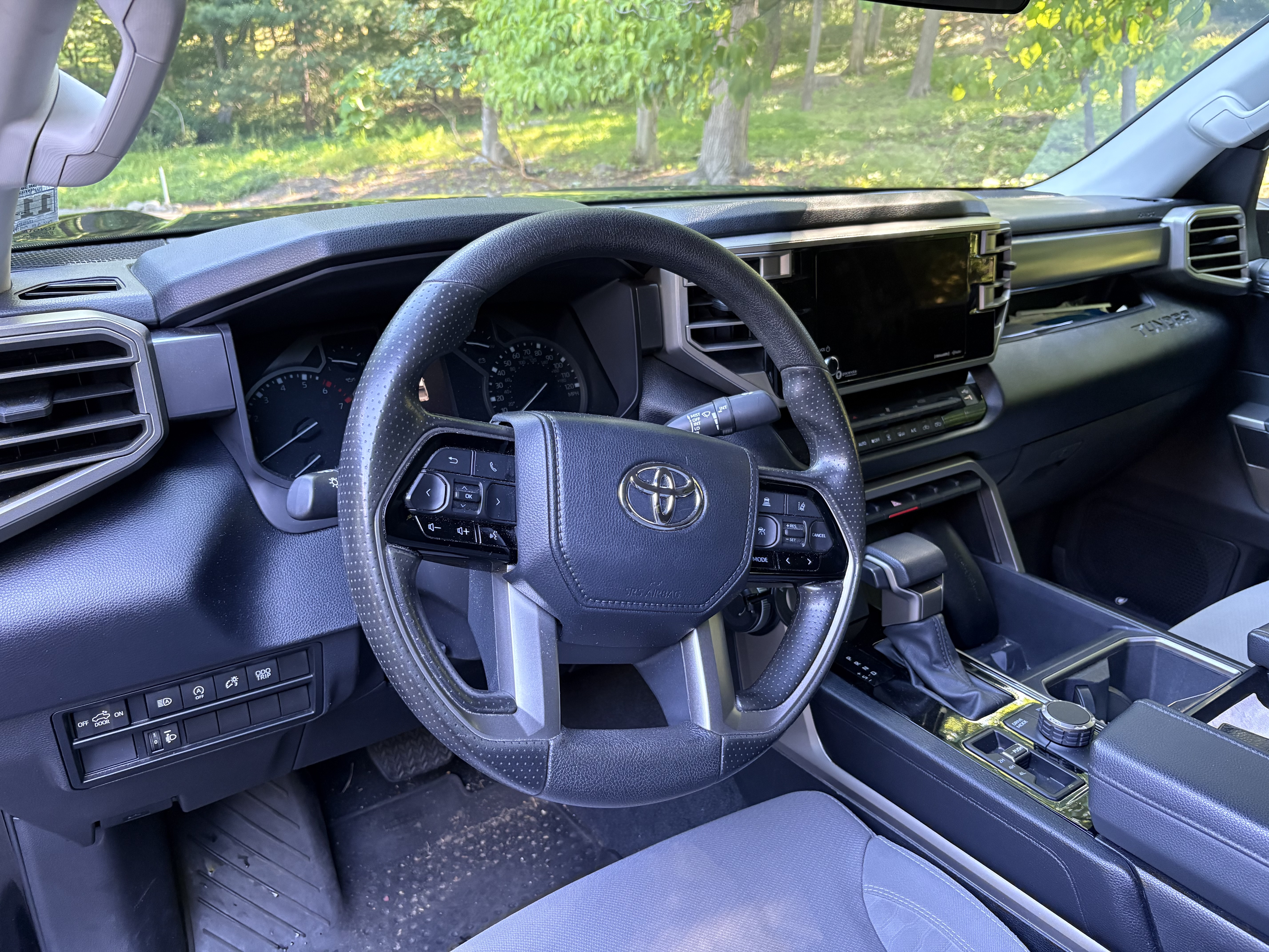 Used 2024 Toyota Tundra SR5 AWD/4WD image 9