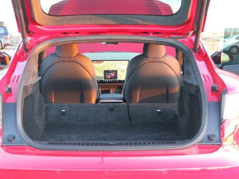 Used 2021 Tesla Model S Plaid image 29