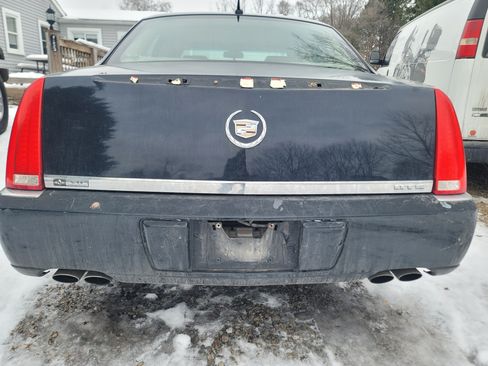 Used 2006 Cadillac DTS image 12