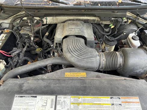 Used 2000 Ford F150 Long Bed 4D image 9