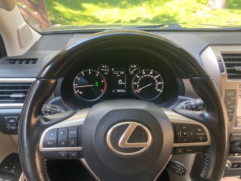 Used 2021 Lexus GX 460 Premium w/ Premium Package AWD/4WD image 13