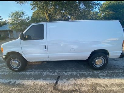 Used 2005 Ford E-250 and Econoline 250