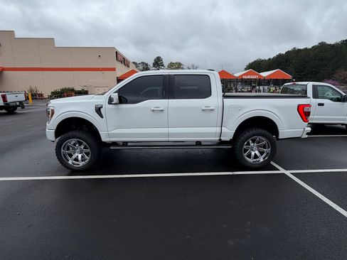 Used 2021 Ford F150 Lariat w/ Equipment Group 502A High image 6