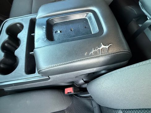 Used 2016 GMC Sierra 1500 SLE w/ SLE Value Package image 5