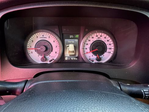 Used 2020 Toyota Sienna SE Premium image 13