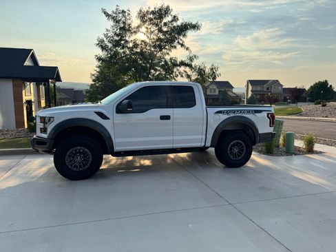 Used 2020 Ford F150 Raptor w/ Equipment Group 801A Mid AWD/4WD image 2