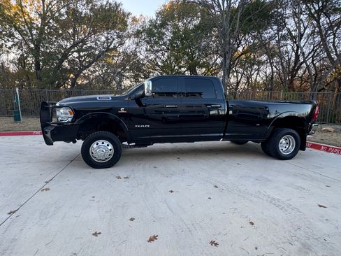 Used 2019 RAM 3500 Laramie image 5