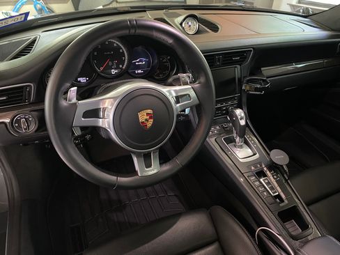 Used 2015 Porsche 911 Turbo S image 16