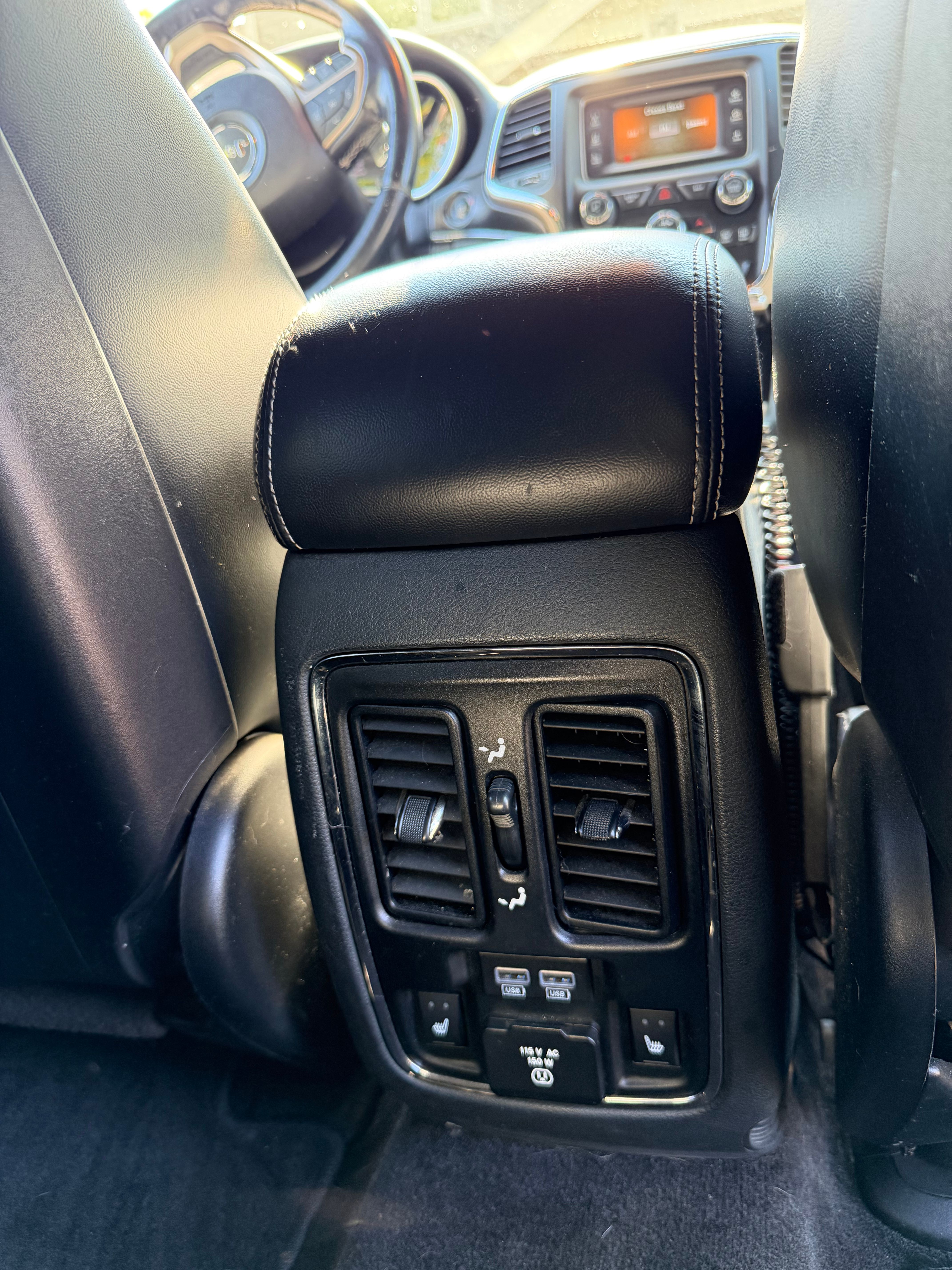 Used 2016 Jeep Grand Cherokee Limited AWD/4WD image 15