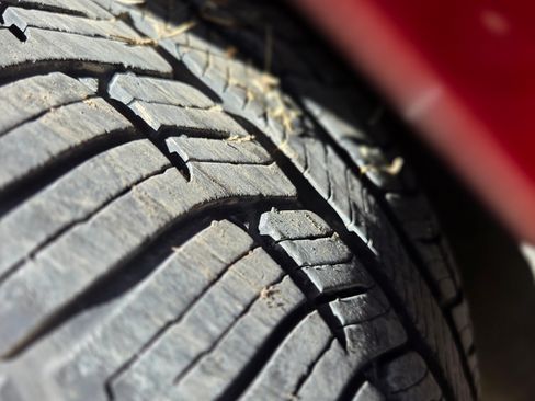 Used 2010 Ford Mustang Premium image 17