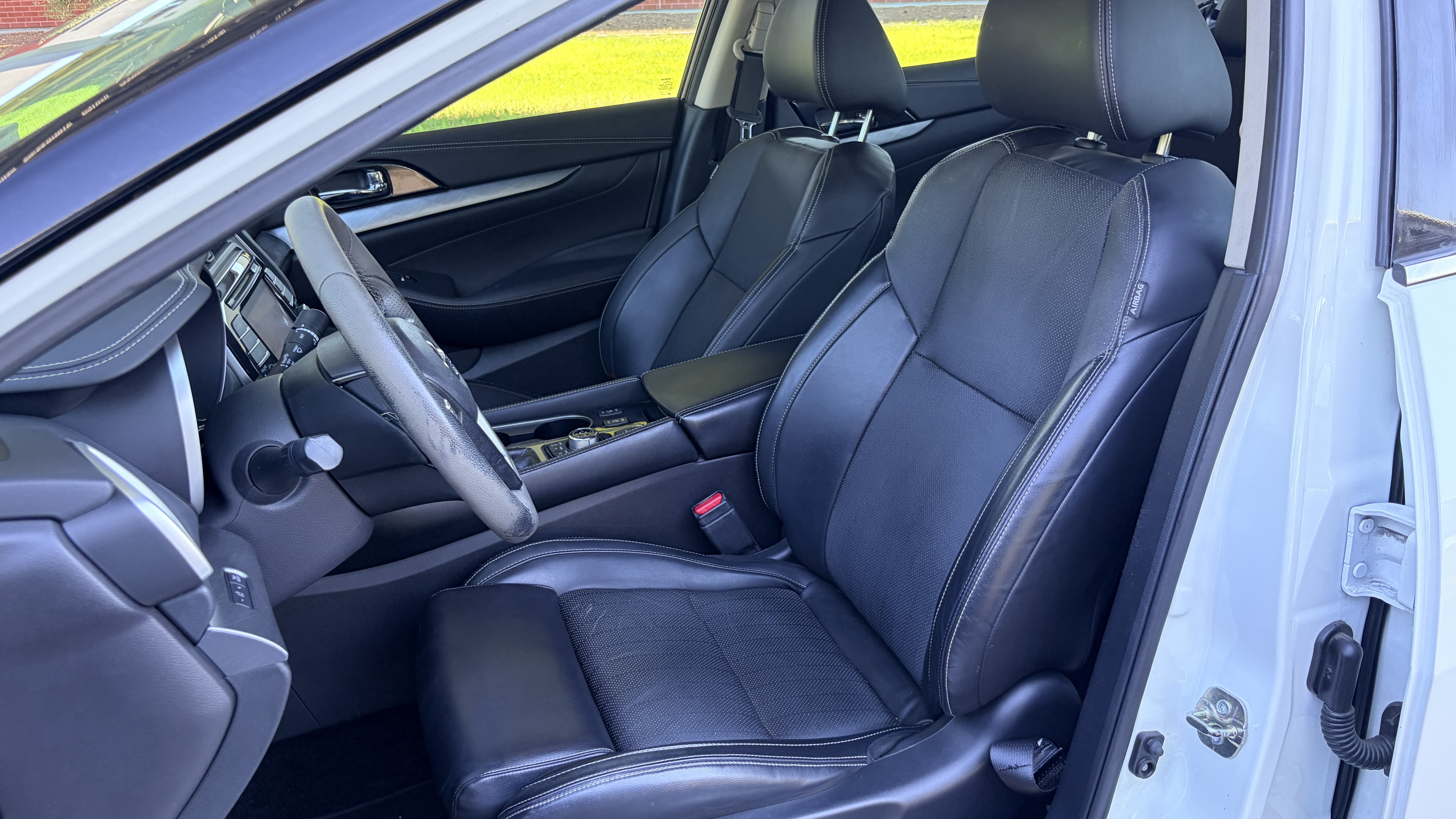 Used 2017 Nissan Maxima 3.5 SV FWD image 18
