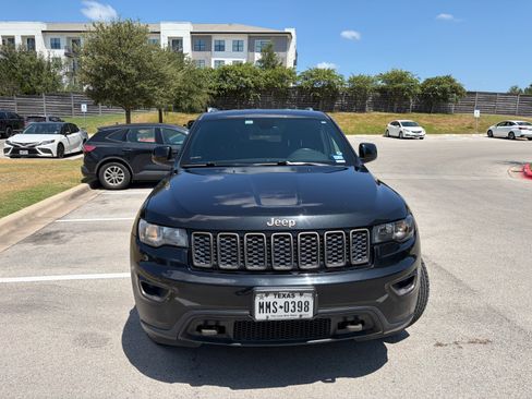 Used 2016 Jeep Grand Cherokee Laredo 75th Anniversary RWD image 4