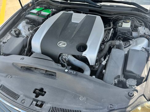 Used 2016 Lexus IS 300 AWD w/ Premium Package image 30