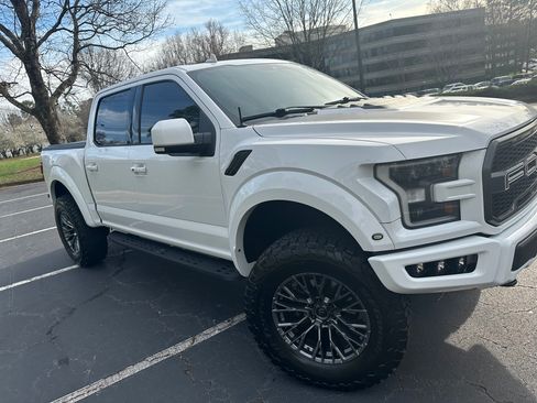 Used 2020 Ford F150 Raptor w/ Equipment Group 802A Luxury image 13