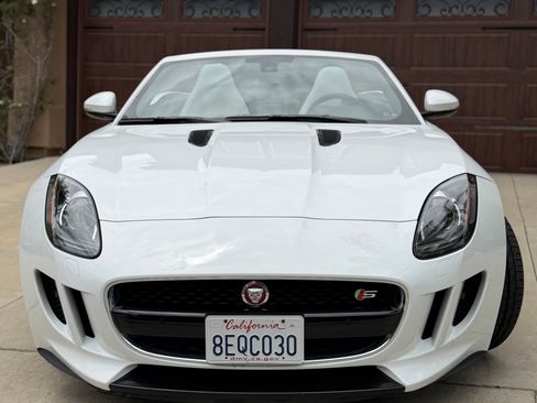 Used 2015 Jaguar F-TYPE S RWD image 16