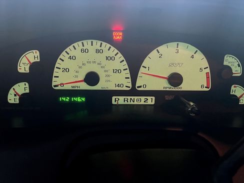 Used 2002 Ford F150 Lightning RWD image 11