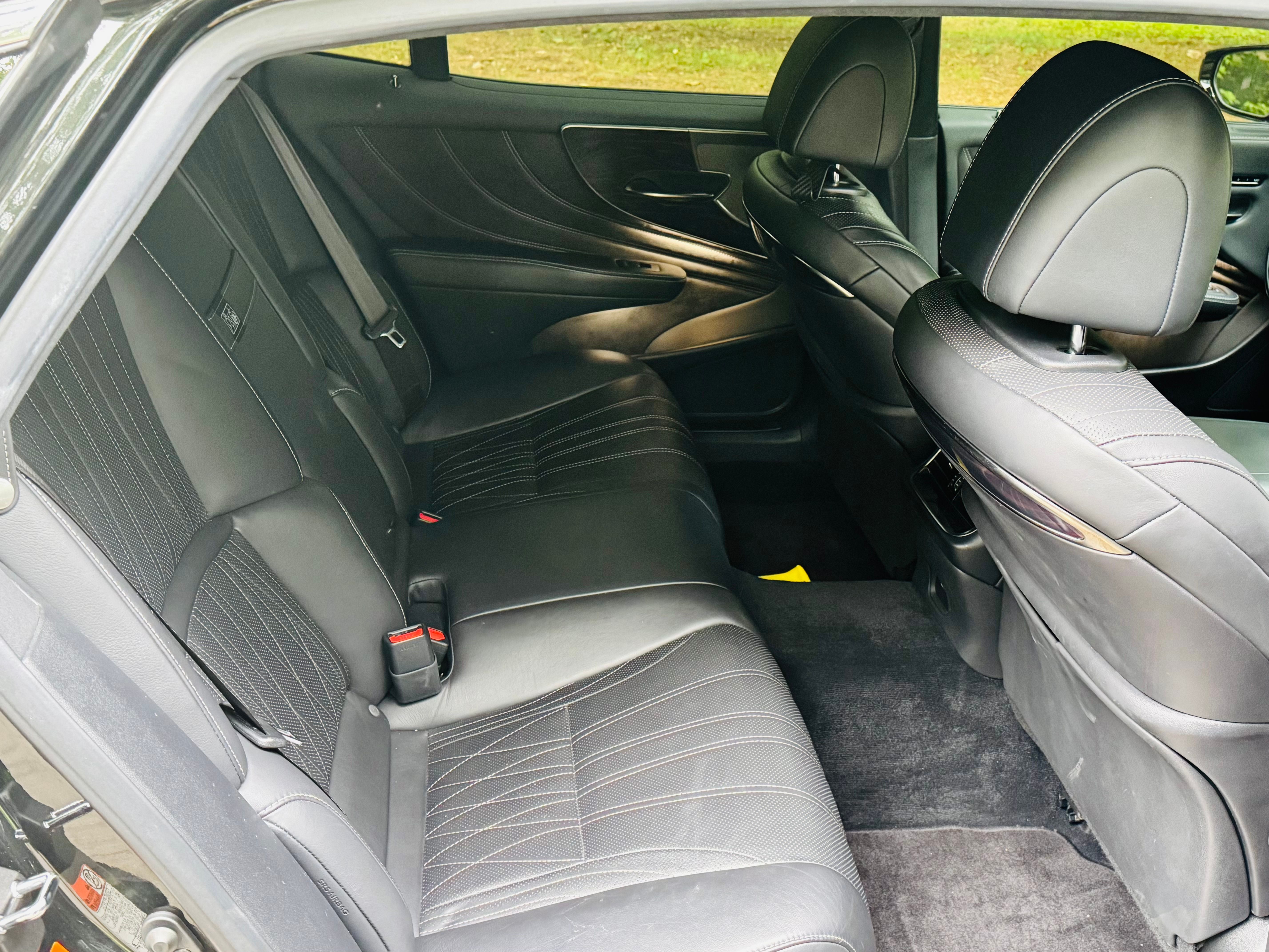 Used 2018 Lexus LS 500 w/ Interior Upgrade Package RWD image 15