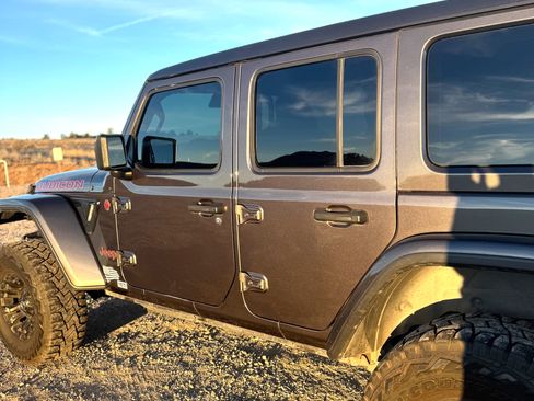 Used 2020 Jeep Wrangler Unlimited Rubicon image 2