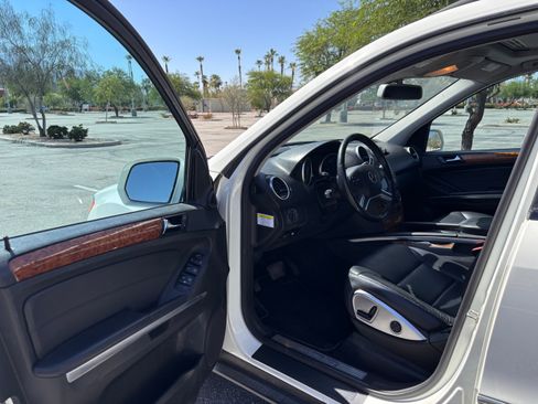 Used 2009 Mercedes-Benz ML 350 4MATIC image 13