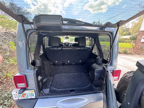 Used 2014 Jeep Wrangler Unlimited Sahara w/ Max Tow Package image 20