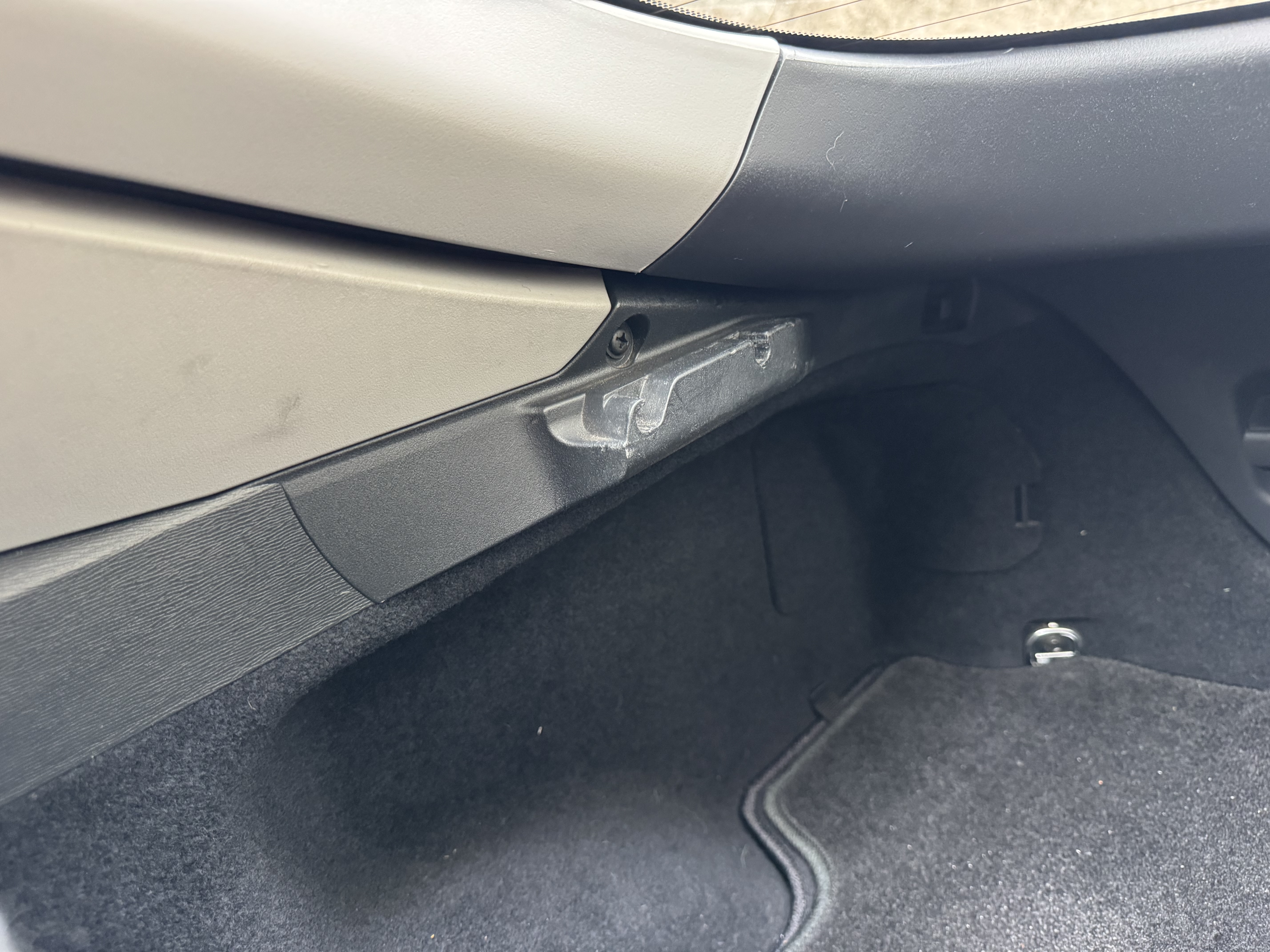 Used 2005 Scion tC FWD image 28