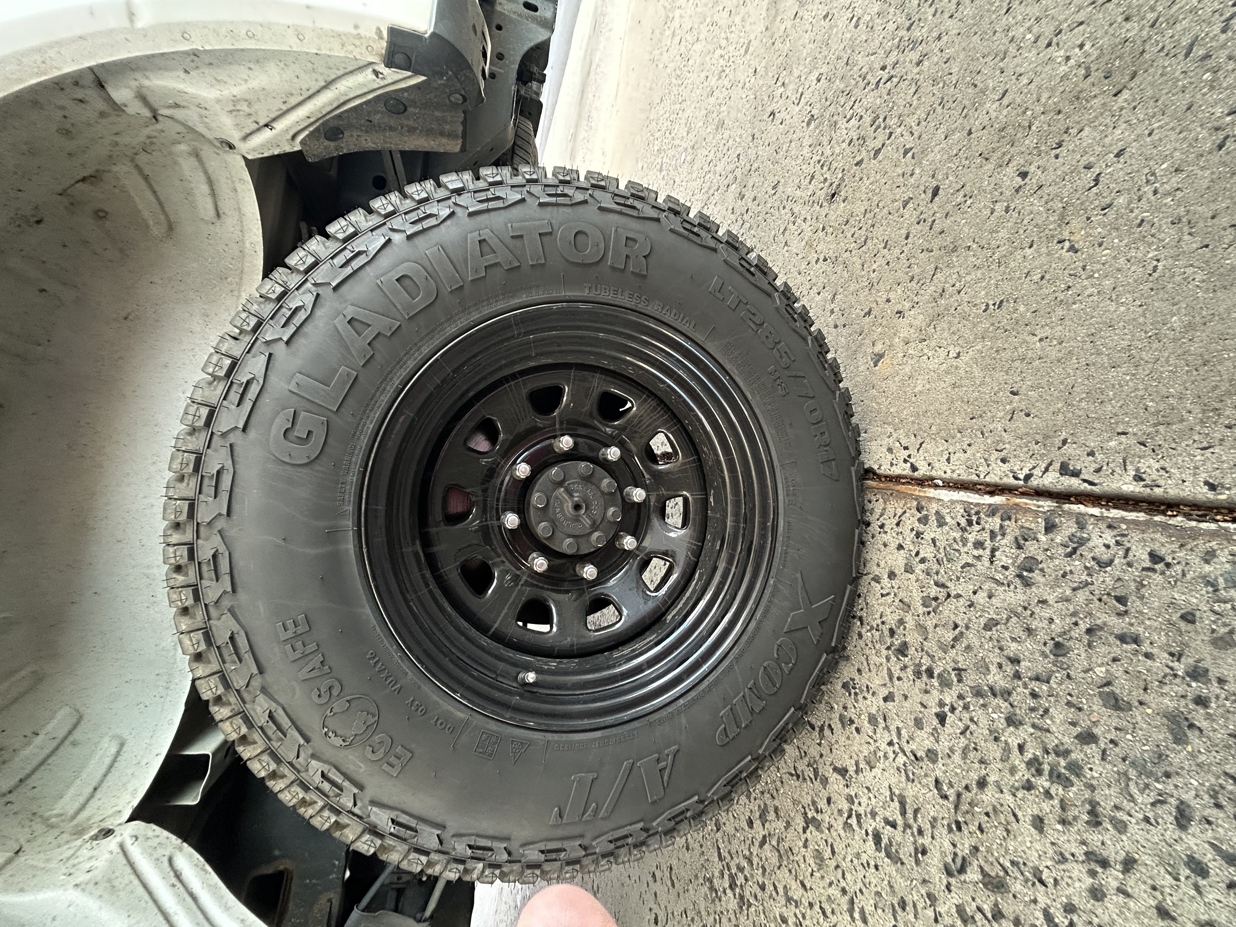 Used 2018 Ford F350 XL AWD/4WD image 4