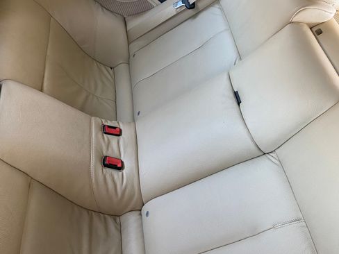 Used 2005 BMW 645Ci Convertible image 6