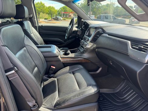 Used 2017 Chevrolet Tahoe LT RWD image 11