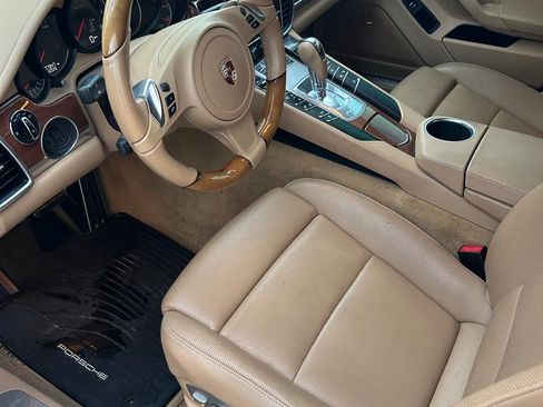Used 2014 Porsche Panamera image 8
