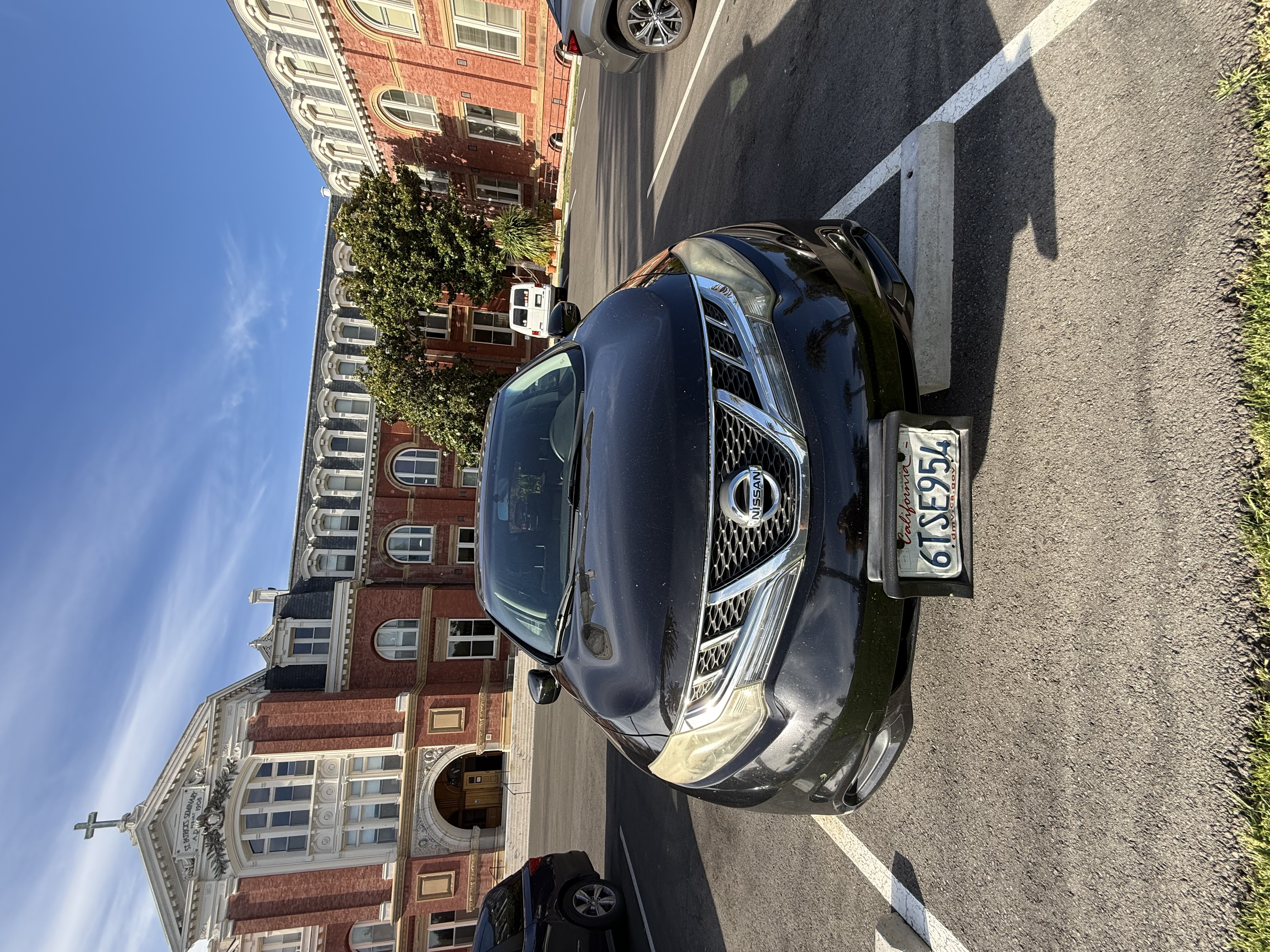 Used 2011 Nissan Murano S AWD/4WD image 1