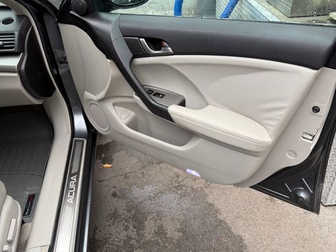 Used 2010 Acura TSX Sedan image 12