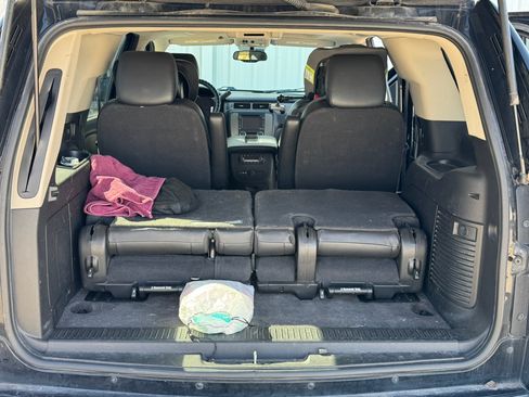 Used 2014 Chevrolet Tahoe LT image 9